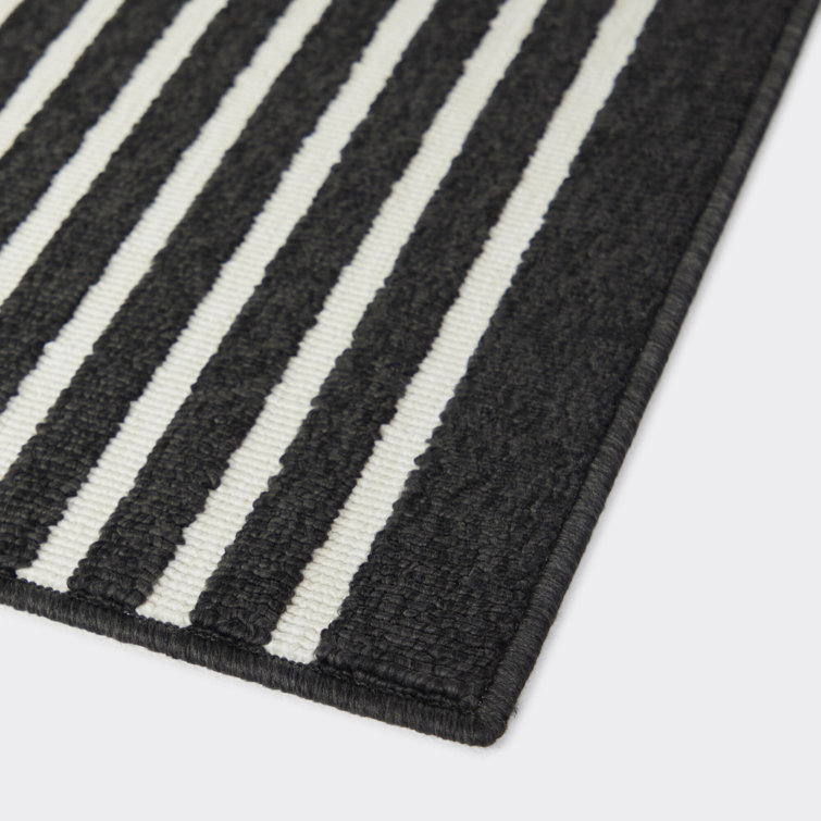 Sophia Black/White Indoor/Outdoor Rug & Reviews AllModern